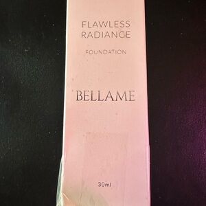 Bellamie Flawless Radiance Foundation - shade 5.5